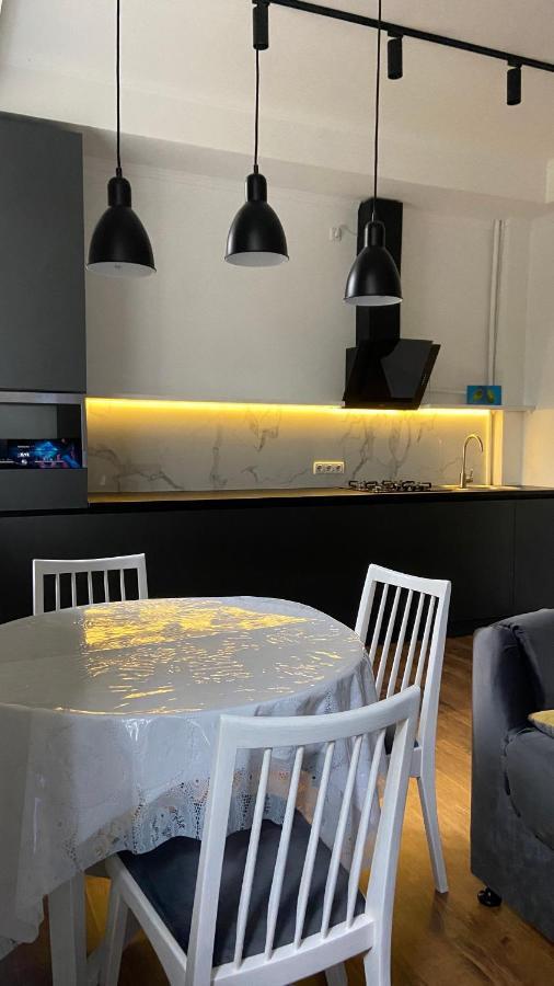 Sobornosti Apartment Poltava City מראה חיצוני תמונה